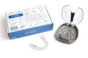 Vivera® Retainers with Case